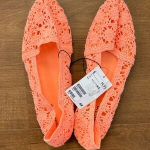 H&M Women's Bright Crochet Flats - Coral